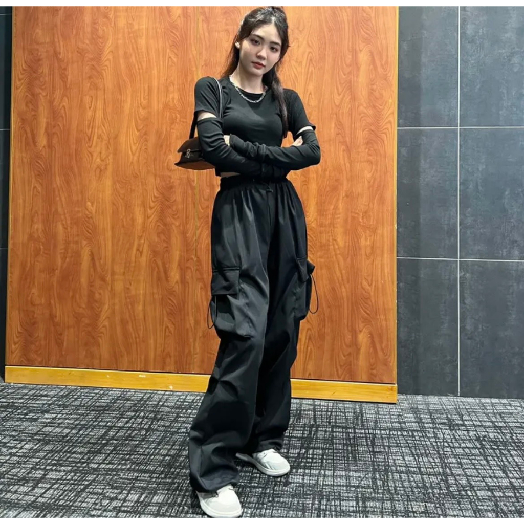 Áo phông nữ,áo thun tăm dài tay khoét vai,áo hở vai,áo khoét hai bên vai xẻ tay tôn dáng chất liệu gân tăm cực dày dặn