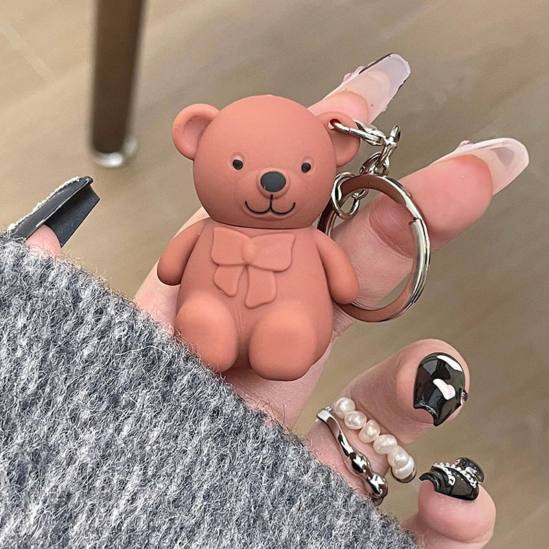 Son kem lì ART Value màu tự nhiên kèm móc khóa hình gấu dễ thương, Son móc khóa ART Little Bear Land Velvet Lip Mud