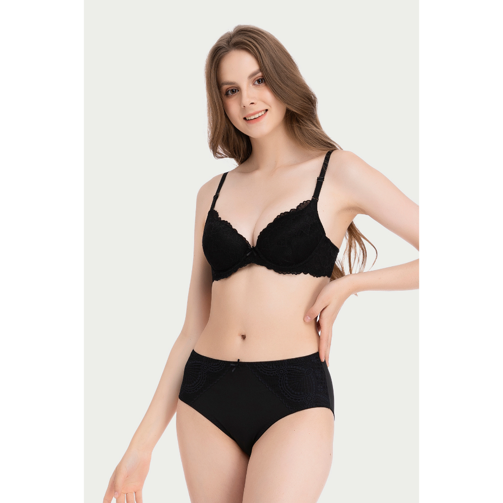 Quần lót Hikini nữ Misaki trơn phối ren dáng cơ bản M1014