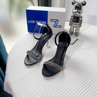 Sandal nữ 9 phân mũi tròn quai ngang đá bít gót, giày cao gót đính đá có quai trẻ trung, năng động m150