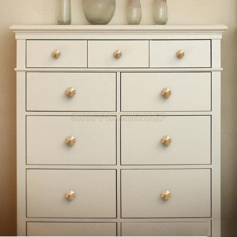 Núm tủ đồng nguyên chất BHG30