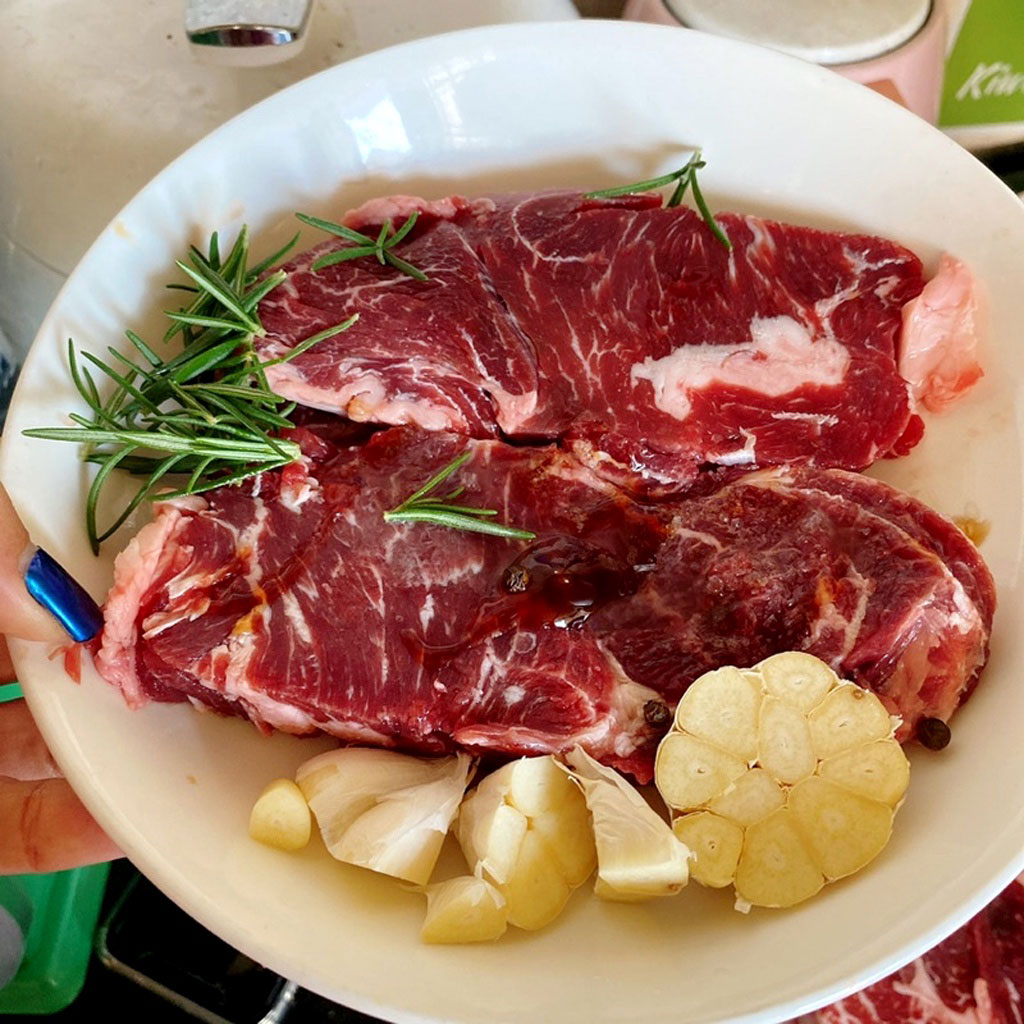 Lõi Thăn Bò Mềm Ngon | Bò Bít Tết Nướng BBQ 1kg/khay nướng khỏi chê - Ship Hỏa Tốc 1H Hà Nội