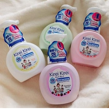 Bọt Rửa Tay Kirei KIREI Hương Đào/Chanh/Dâu Tằm/Lavender/ Nho  - Thái Lan