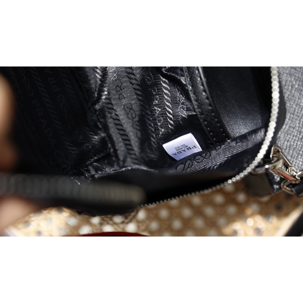 TÚI PRADA MESSENGER DA XƯỚC SZ19