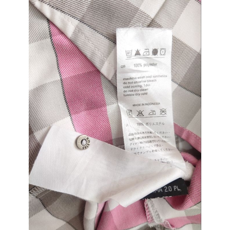 Áo sơ mi nữ Salewa made in Indonesia kẻ ô vuông màu hồng nhạt phối xám và trắng tay dài có dây xăn tay