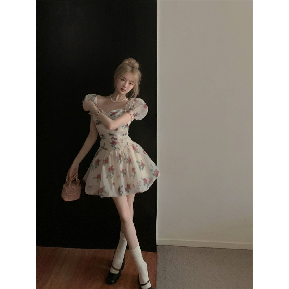 Đầm tay phồng hoa váy mùa hè cup xòe váy cổ vuông nữ 2023 TH123