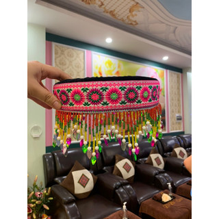 MŨ ĐỘI - Trang phục của các cô gái dân tộc Mông