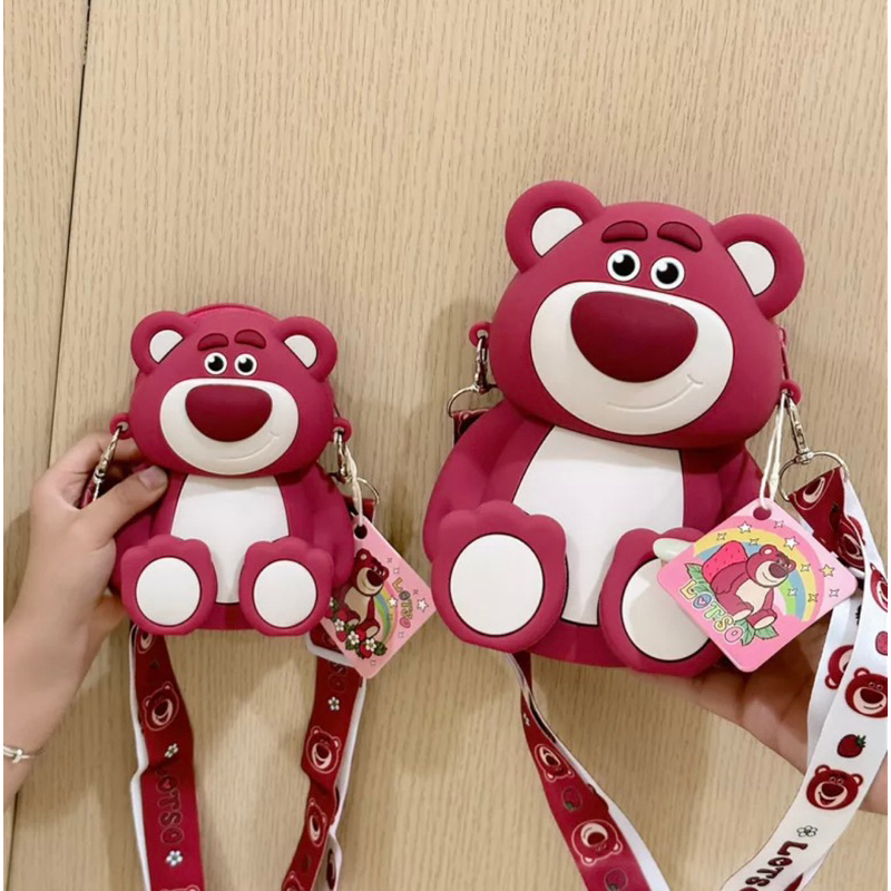 Túi đeo chéo Silicon Gấu dâu Lotso đáng yêu