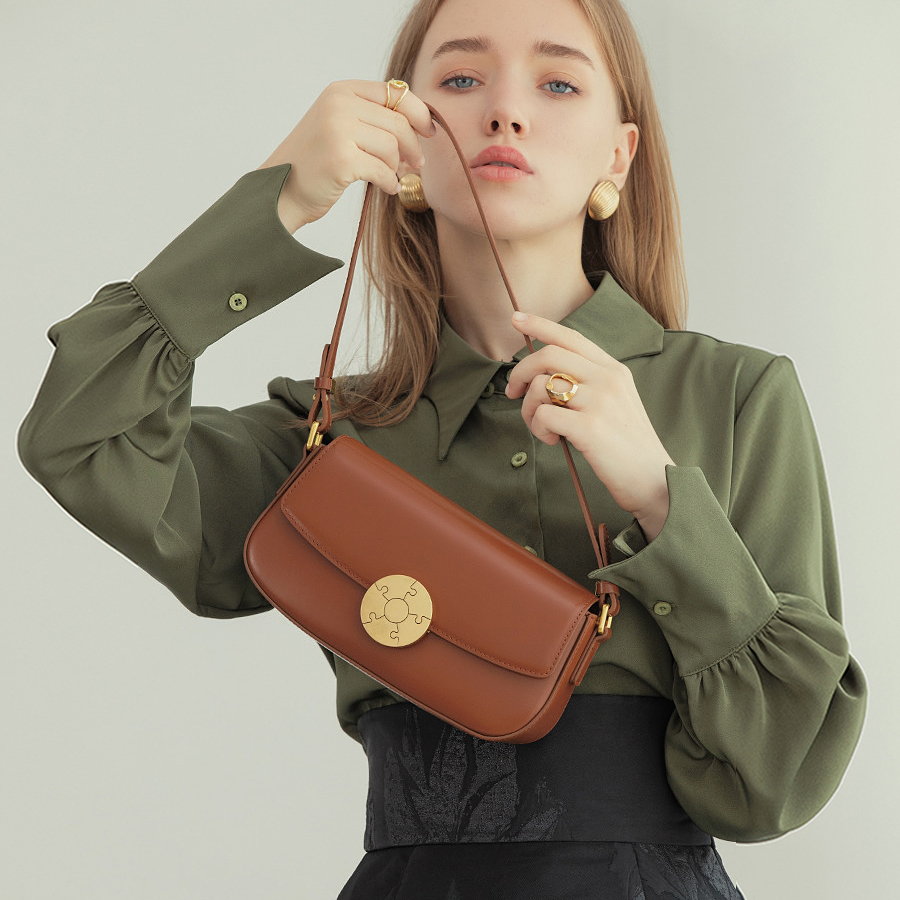 Túi da thật baguette khoá tròn - CARA