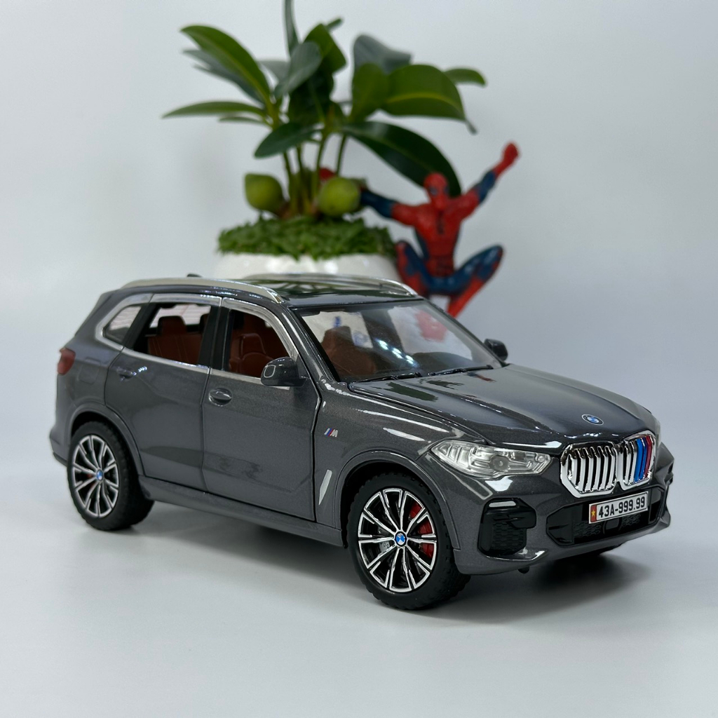 Mô hình xe ô tô BMW X5 tỷ lệ 1:24 bằng kim loại phiên bản mới ra mắt