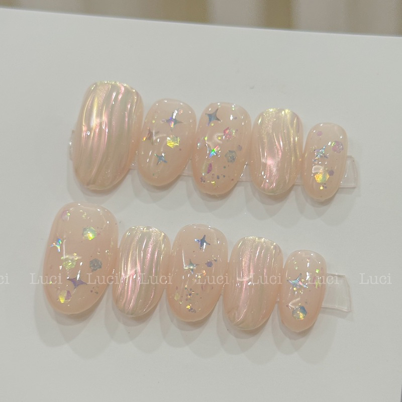 Móng úp hàn quốc L010 màu thạch gân nổi ánh trai tráng gương luci.nailbox