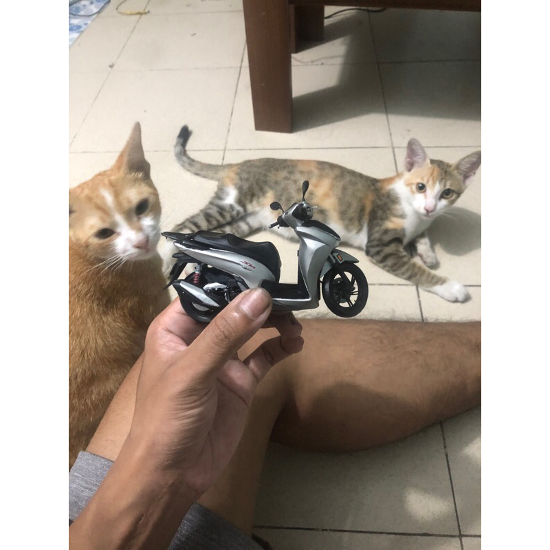 Mô hình Sh 350i tỉ lệ 1:18 - Mô hình xe máy tỉ lệ 1:18 | Scale 1:18