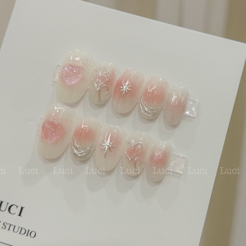 Móng úp nailbox thiết kế L022 màu hồng ombre nền trắng nước gạo luci.nailbox