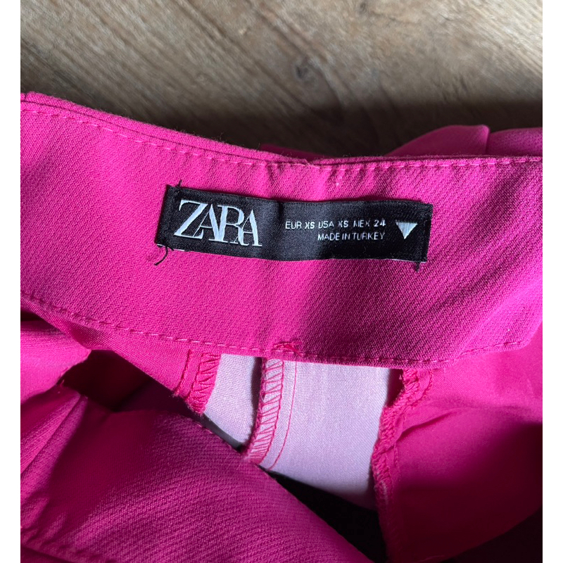 Pass váy giả quần Zara auth new