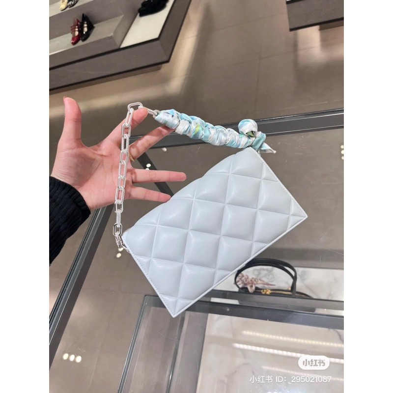 Túi trám dáng clutch KÈM KHĂN QUẤN