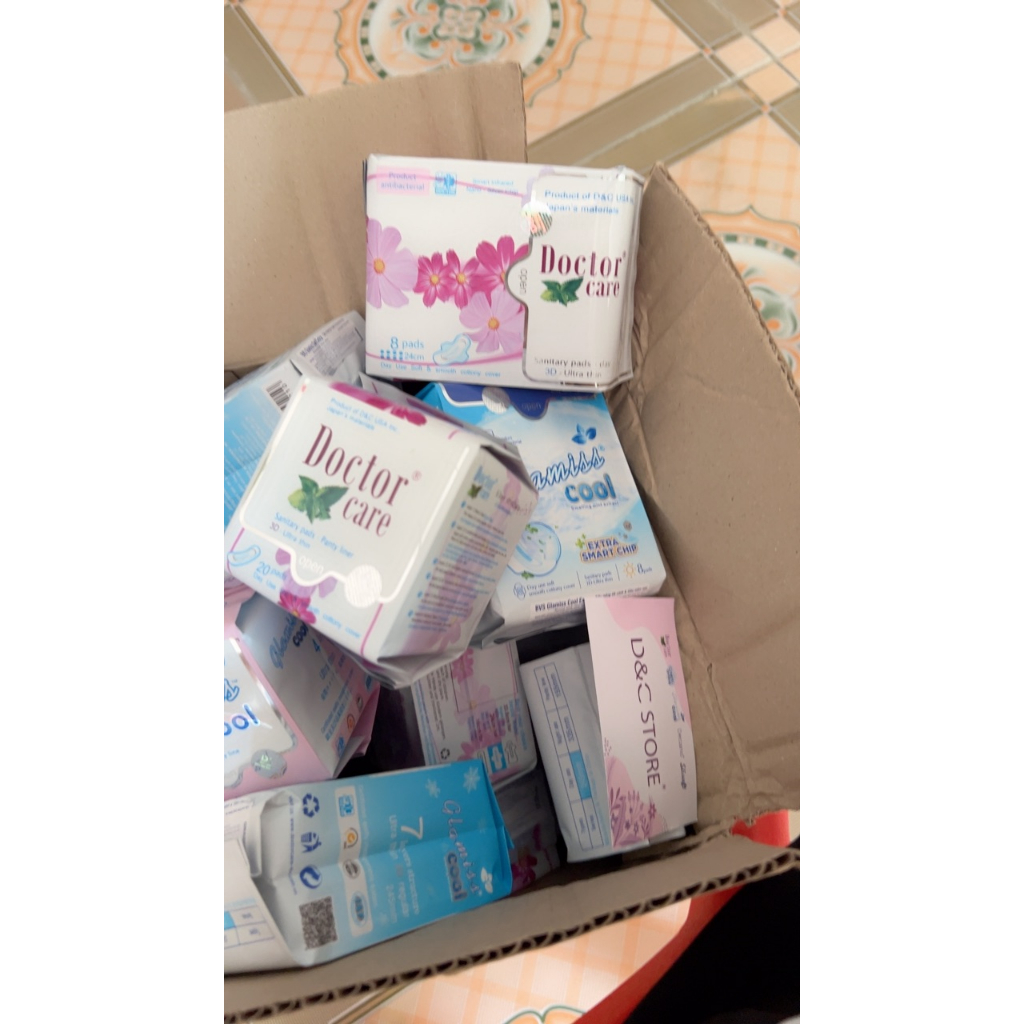 Băng vệ sinh hàng ngày Doctor Care Glamiss Cool Extra, bvs nhỏ gọn tiện lợi dài 15,5 cm 18 miếng