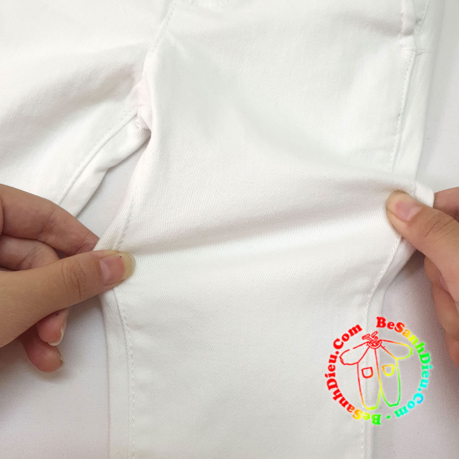 Quần kaki dài đẹp xuất sắc cho bé vải dày mềm co giãn hàng VNXK màu trắng