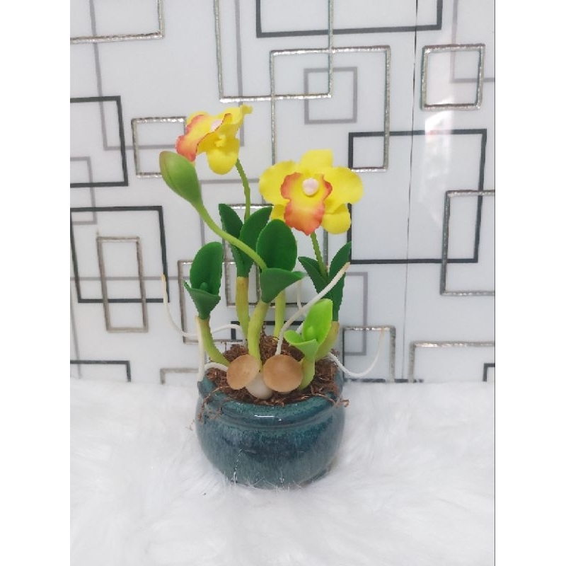 Chậu hoa lan đất sét cao 20cm