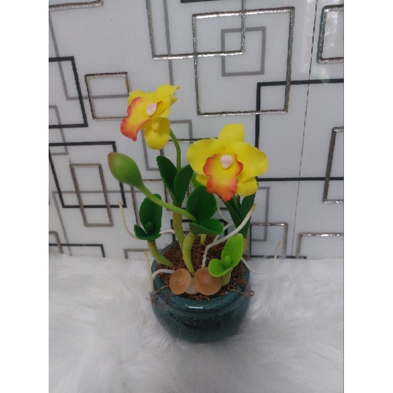 Chậu hoa lan đất sét cao 20cm