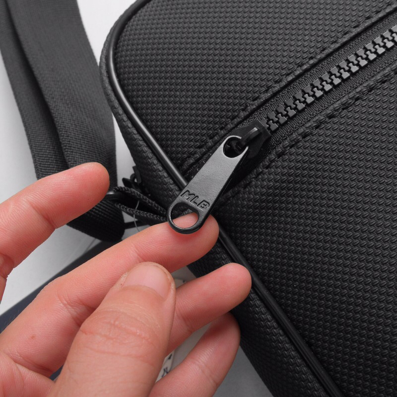 Túi Đeo Chéo Nam Nữ MLB NY MEN Bag Shoulder Cao Cấp Túi MLB Da Si Chống Nước Hai Ngăn Chứa Đồ Thoải Mái Bánh Mì Store