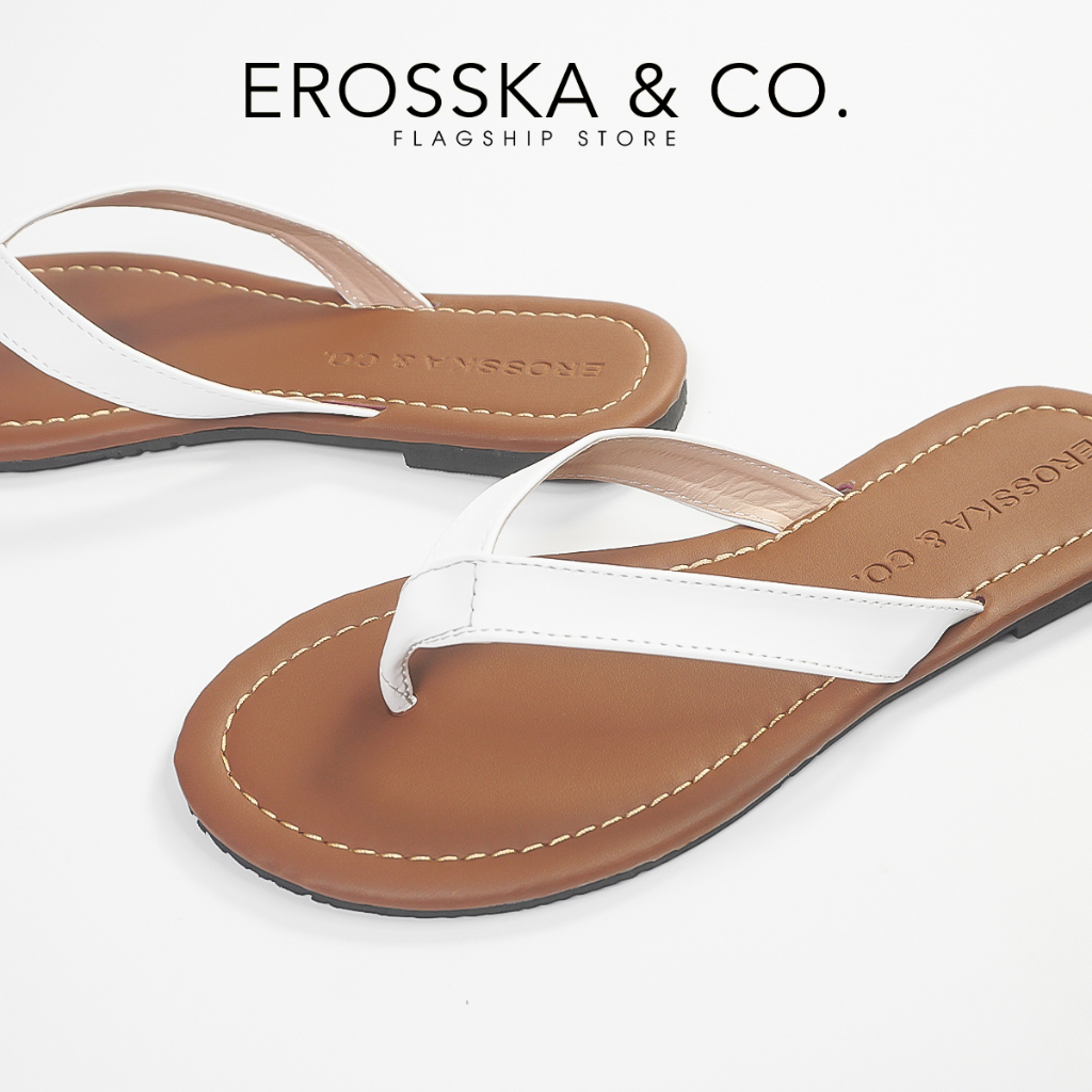 Dép nữ thời trang xỏ ngón đế bằng Erosska 2023 màu bò - DE070