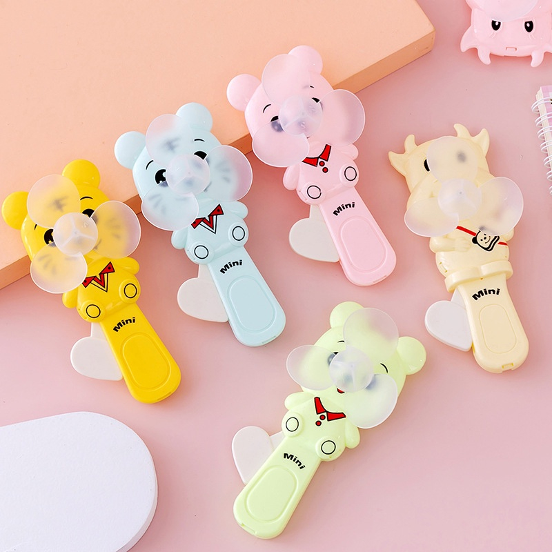 Quạt bóp tay hình thú dễ thương, nhiều mẫu lựa chọn