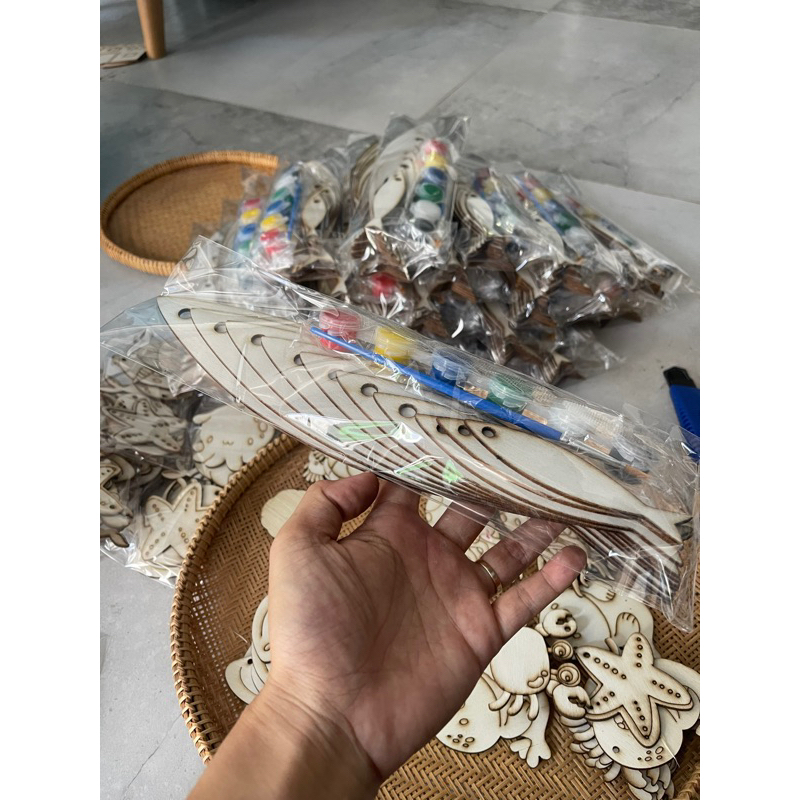 Bộ 10 cá gỗ kt 10-28cm tô màu và trang trí không gian xinh xắn mới lạ/ bộ cá gỗ tô màu