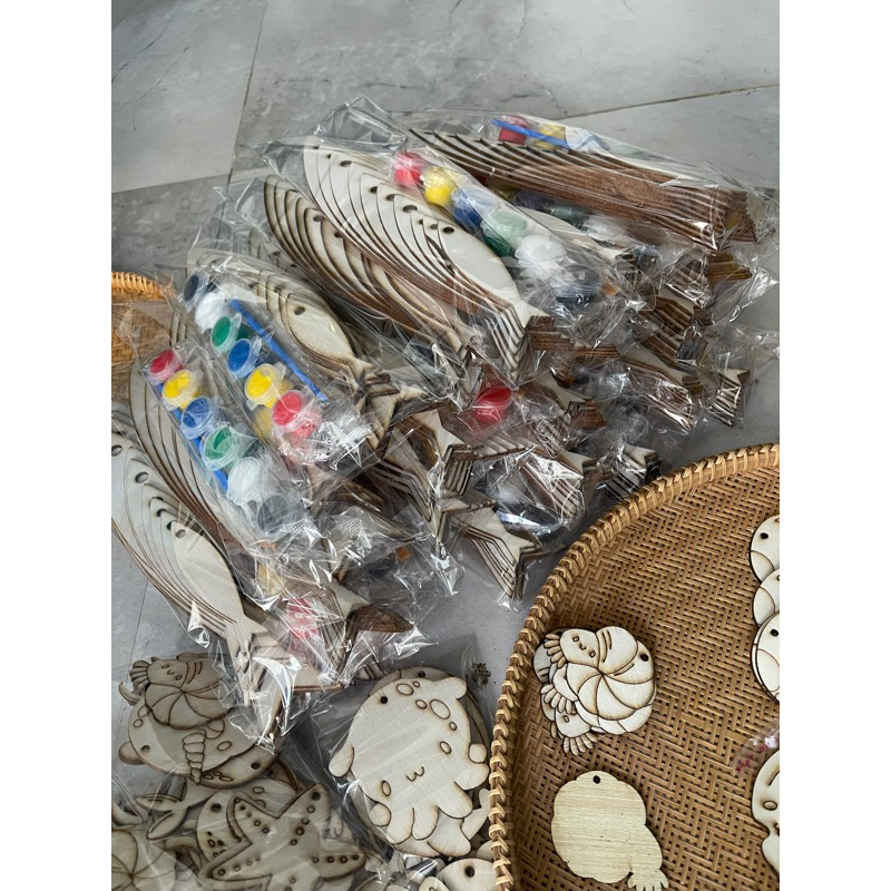 Bộ 10 cá gỗ kt 10-28cm tô màu và trang trí không gian xinh xắn mới lạ/ bộ cá gỗ tô màu