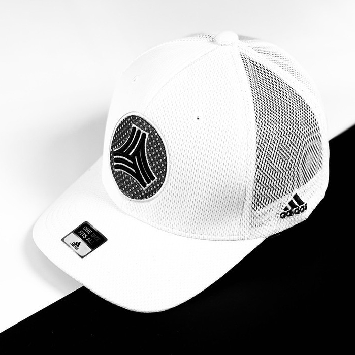 Nón lưỡi trai bít đuôi A di das chất vải cotton ph n kết thẻ thao Mã A3B60 màu đen, trăng, xám