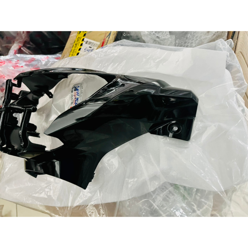 Ốp Đầu Yamaha Exciter 135 Côn Tự động 2011 2012 Chính Hãng