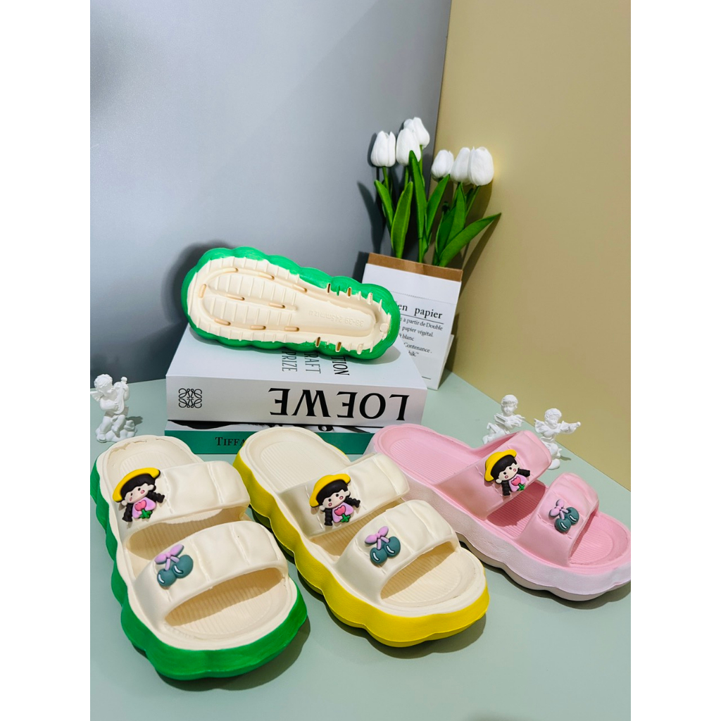 Dép bánh mì đế đám mây siêu nhẹ cho nữ hình cô gái hai quai ngang dễ thương ms9016umei đế cao