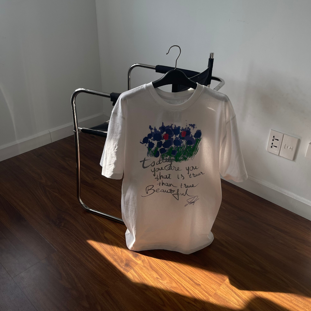 Áo Thun THEZODIE Hoa Cúc