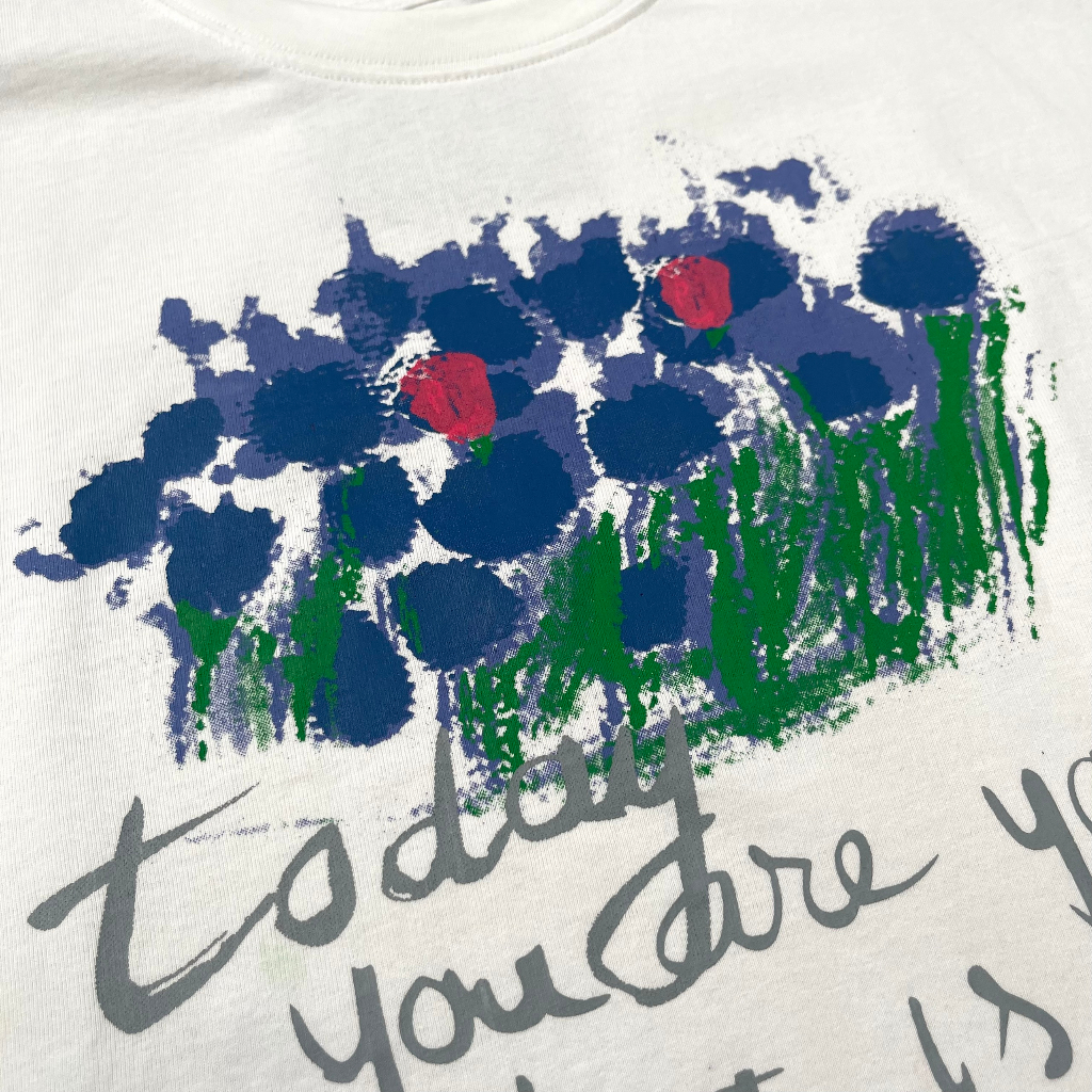 Áo Thun THEZODIE Hoa Cúc