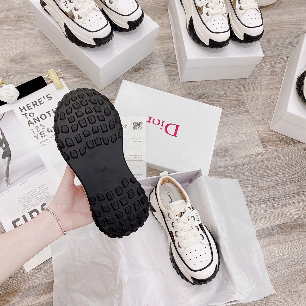 Giày thể thao D.o hàng chuẩn loại 1 xịn xò, nâng đế 5cm. siêu nhẹ.