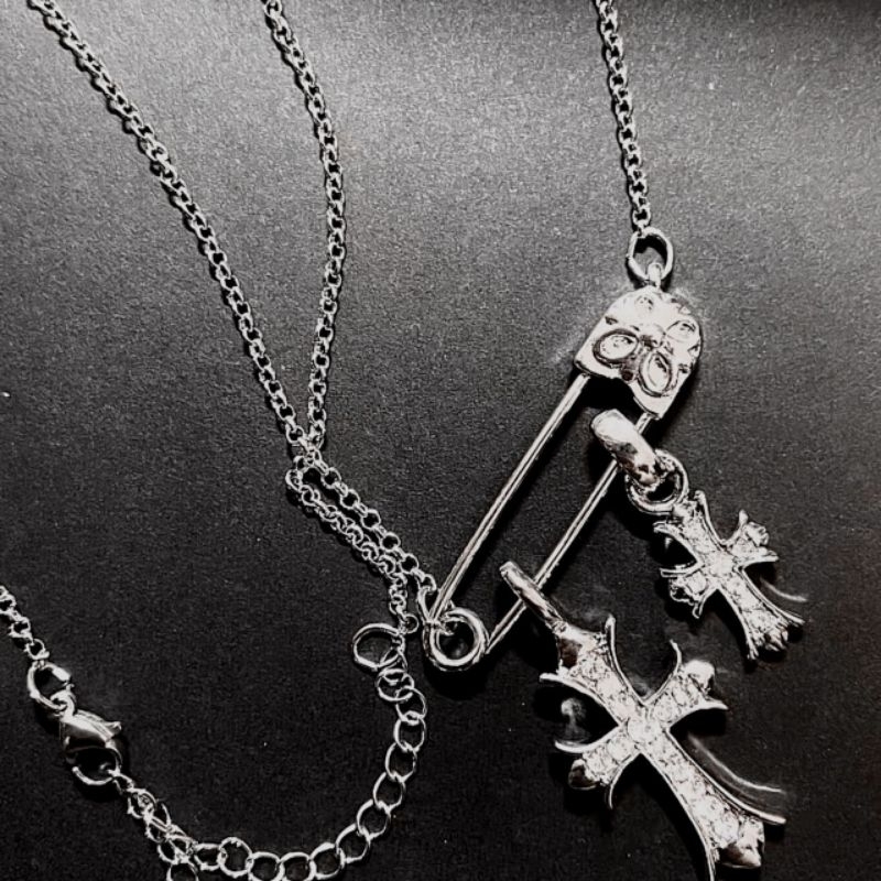 Dây Chuyền Ghim Băng Thánh Giá - TS1755 - BCorner