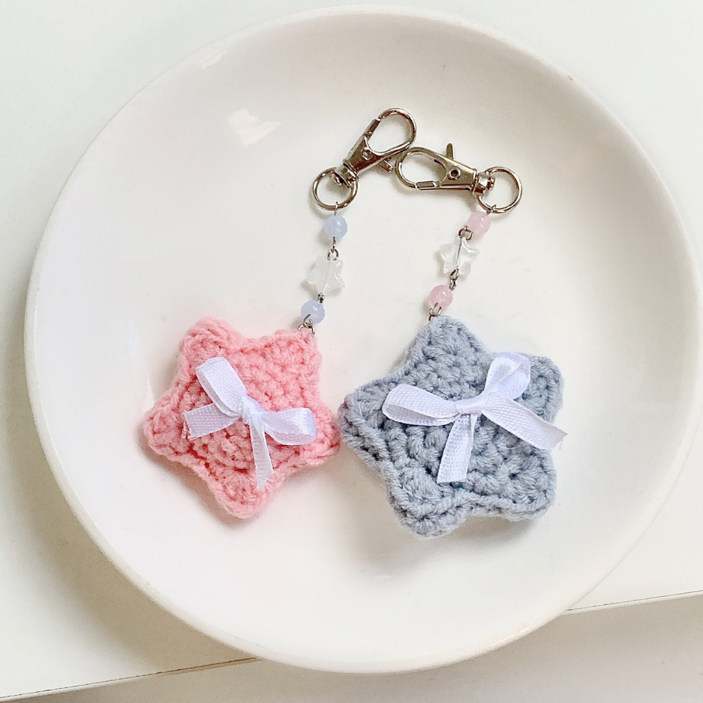 Móc khóa ngôi sao may mắn  đan len GND handmade