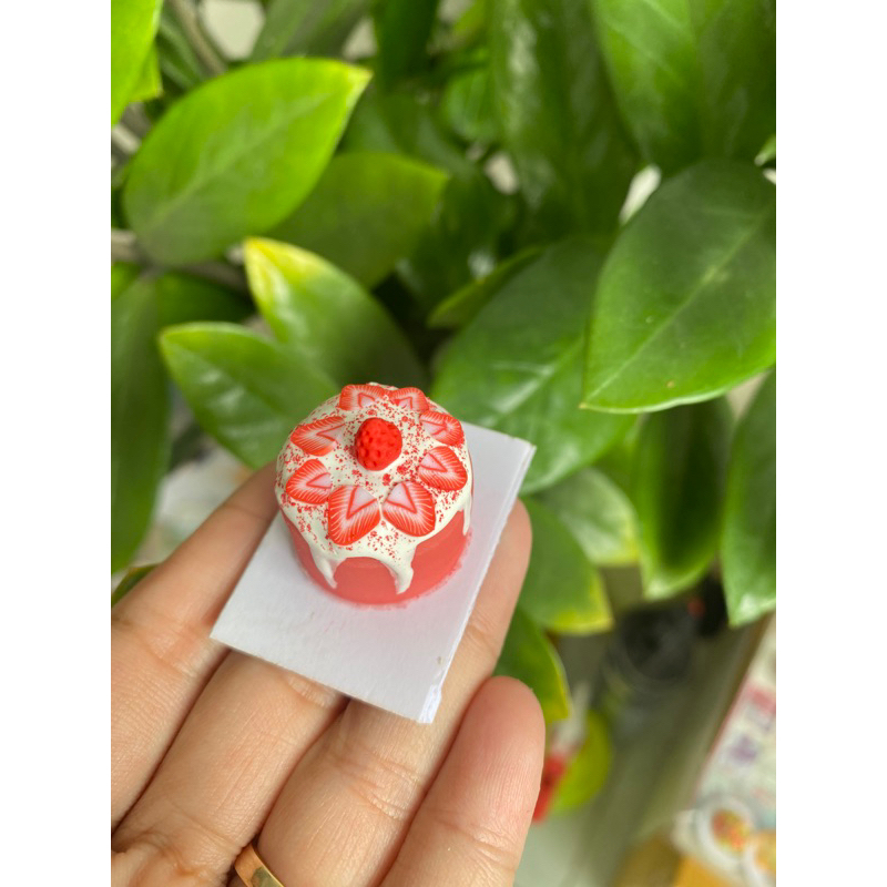 Mô hình bánh mini bằng đất sét