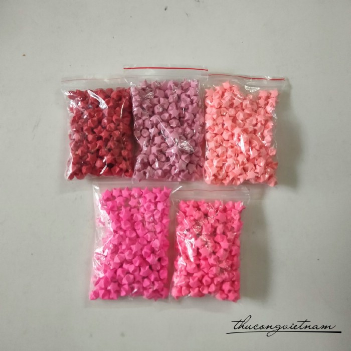 Ngôi sao giấy xếp sẵn 50c