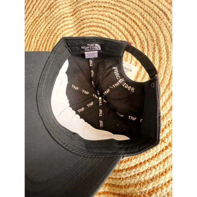 Nón Kết Nam & Nữ _ TNF Móc Khoá Xịn