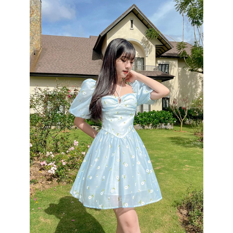 Đầm cổ vuông cột dây Gola