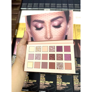 Bảng phấn mắt Huda Beauty Nude New