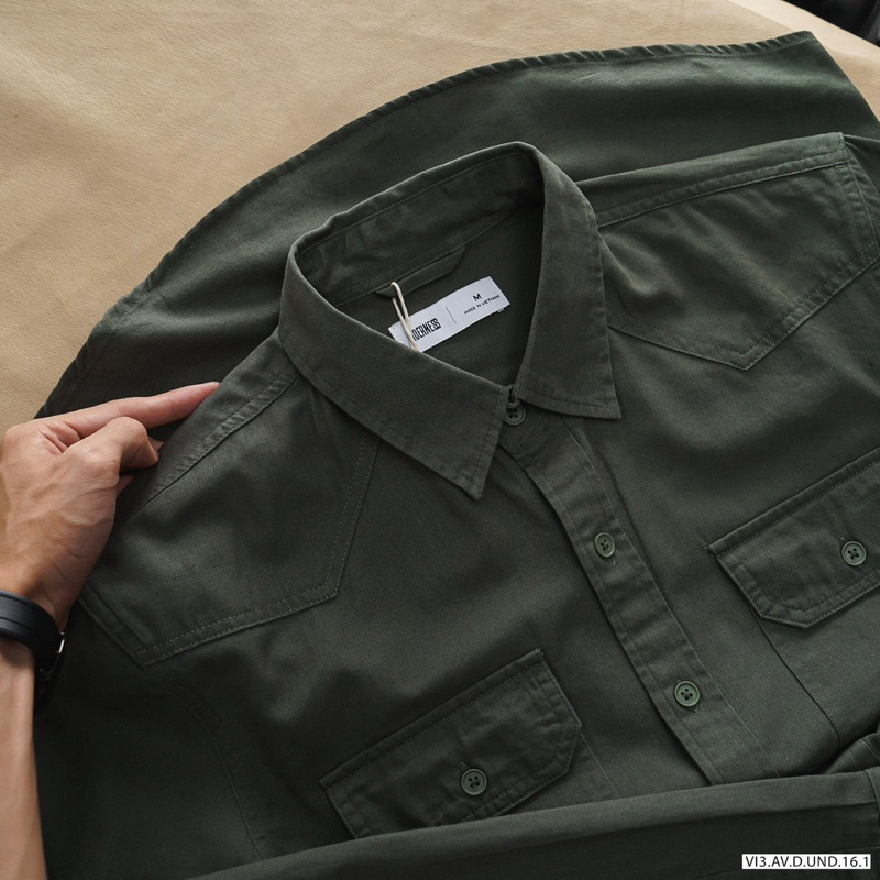 ÁO SƠ MI KAKI UN2307