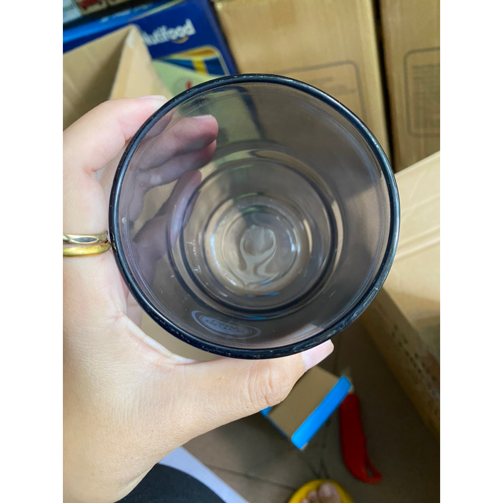 LY THỦY TINH KÈM ỐNG HÚT THỦY TINH QUÀ TẶNG SỮA DUTCH LADY