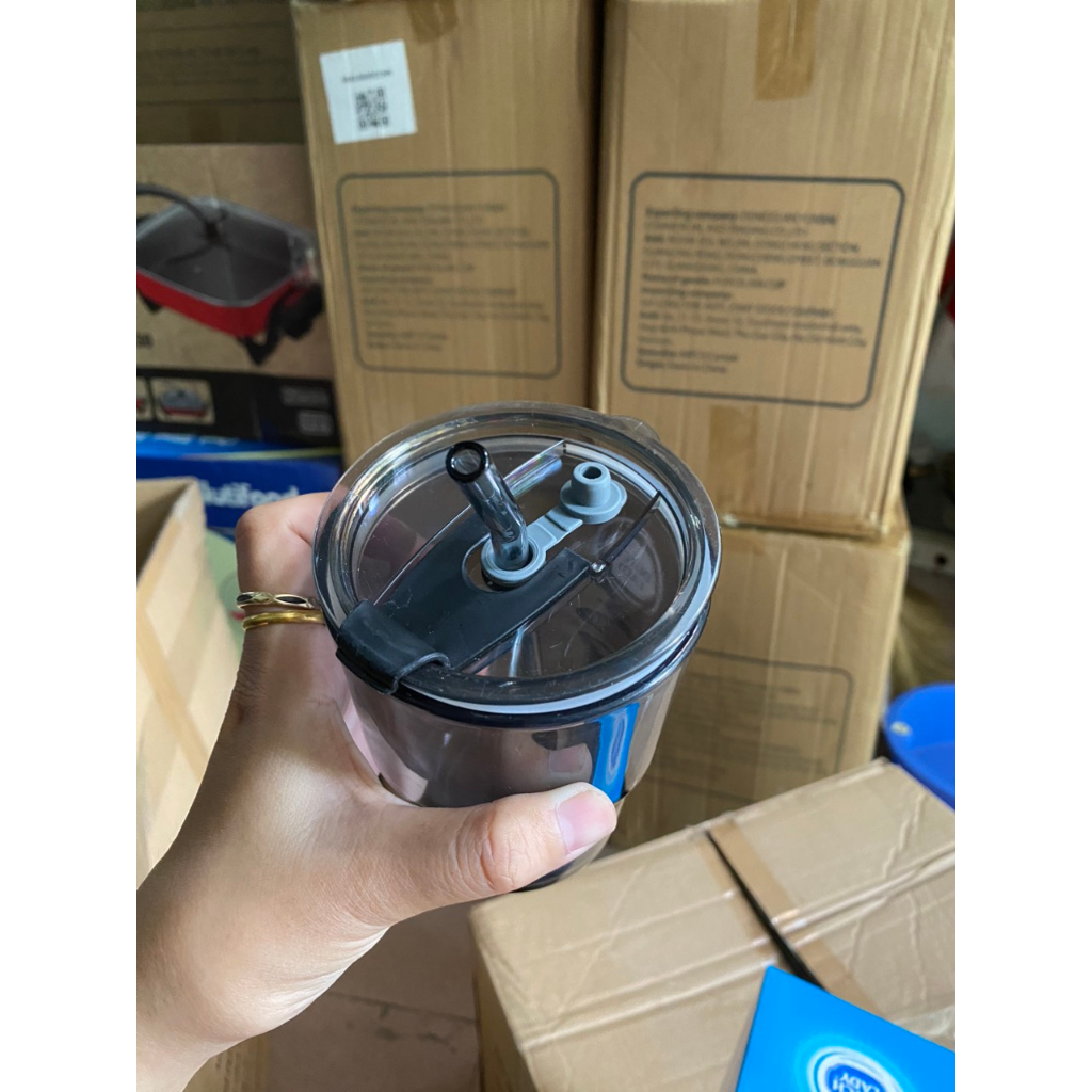 LY THỦY TINH KÈM ỐNG HÚT THỦY TINH QUÀ TẶNG SỮA DUTCH LADY