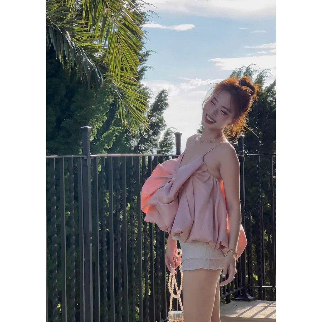 Áo 2 dây tùng bí đính nơ to đẹp