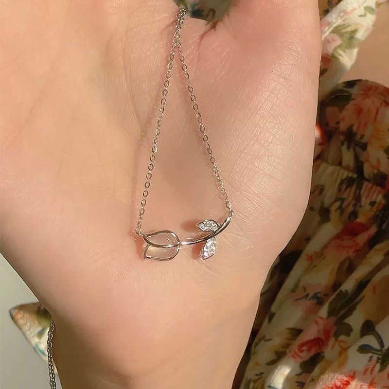 Dây Chuyền Titan Mạ Vàng / Bạc 925 Mặt Hoa Tulip Đính Đá Zircon Đơn Giản Thời Trang Cho Nữ