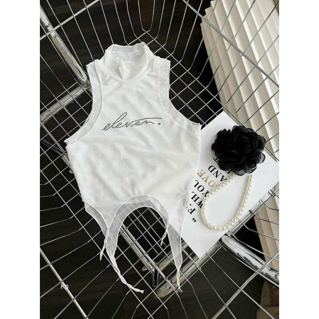 Áo kiểu cổ lọ 3 lỗ croptop đính chữ đá nhọn dây trước cực xinh , chất lưới mềm mịn