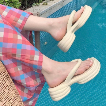 Dép tông xỏ ngón độn đế