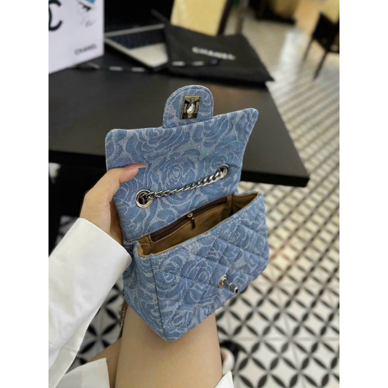 Túi đeo chéo classic hobo xanh jean hoa trà 20cm