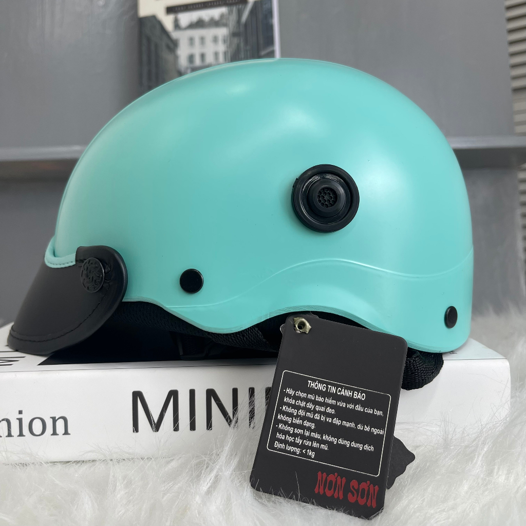 Mũ bảo hiểm nửa đầu 3/4 nón sơn loại trơn nam -nữ loại tốt giá lẻ rẻ như bán sỉ.Nón sơn trơn